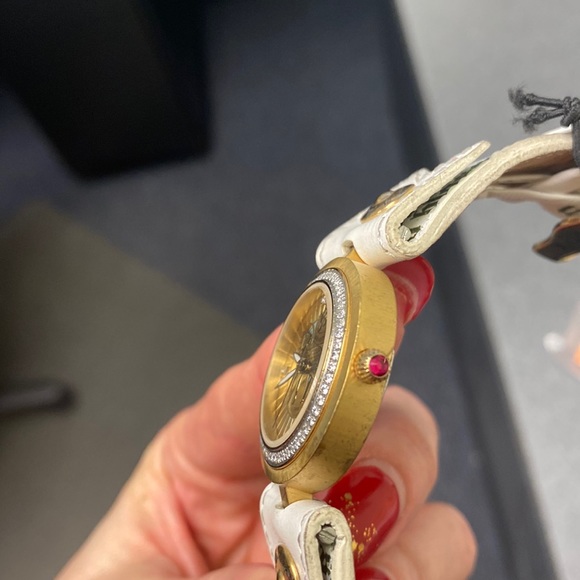 L.A.M.B. Crystal white/green watch Bloom To Perish NWT - Picture 7 of 8